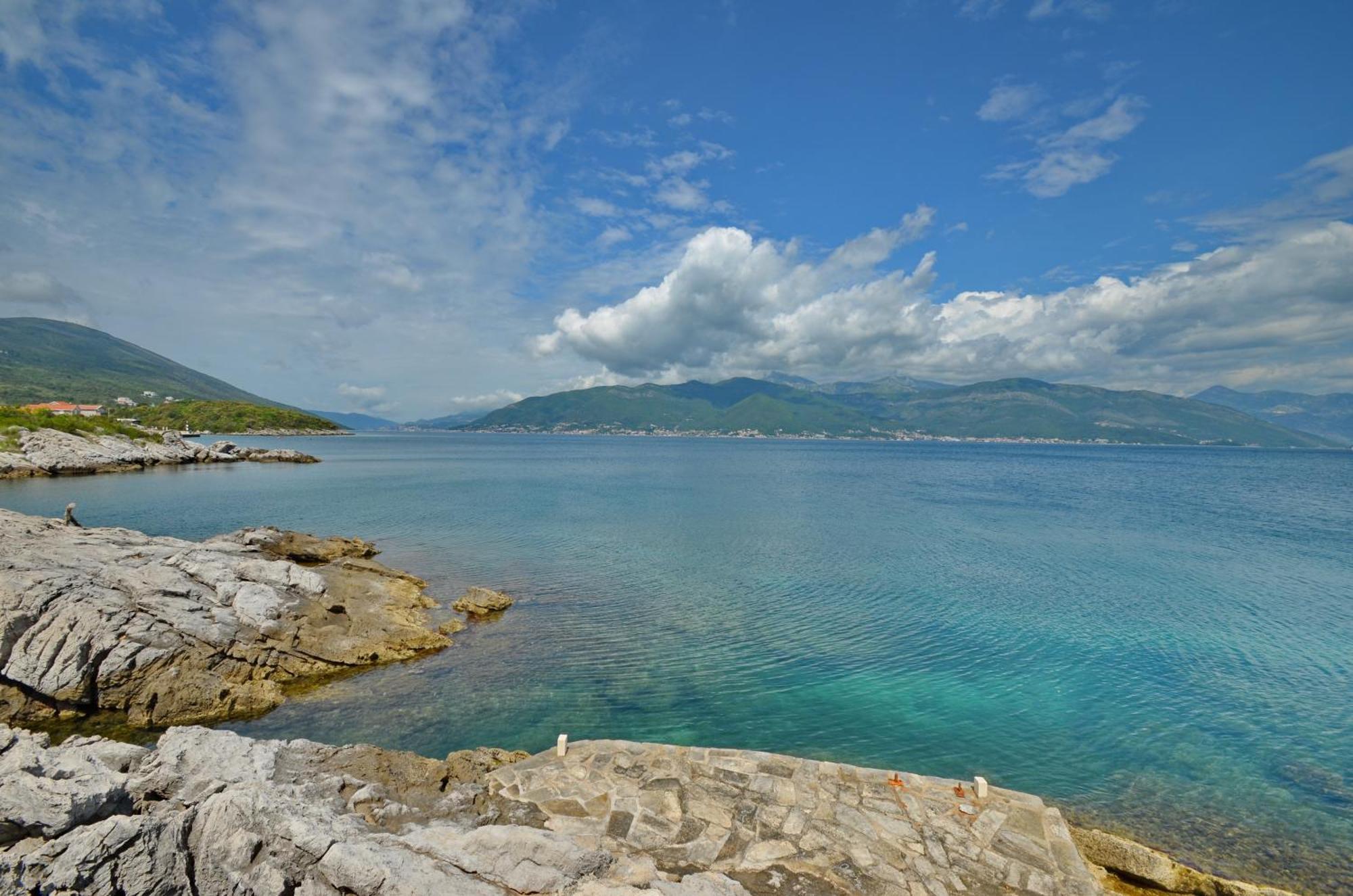Holiday Home Brinic Tivat Zewnętrze zdjęcie