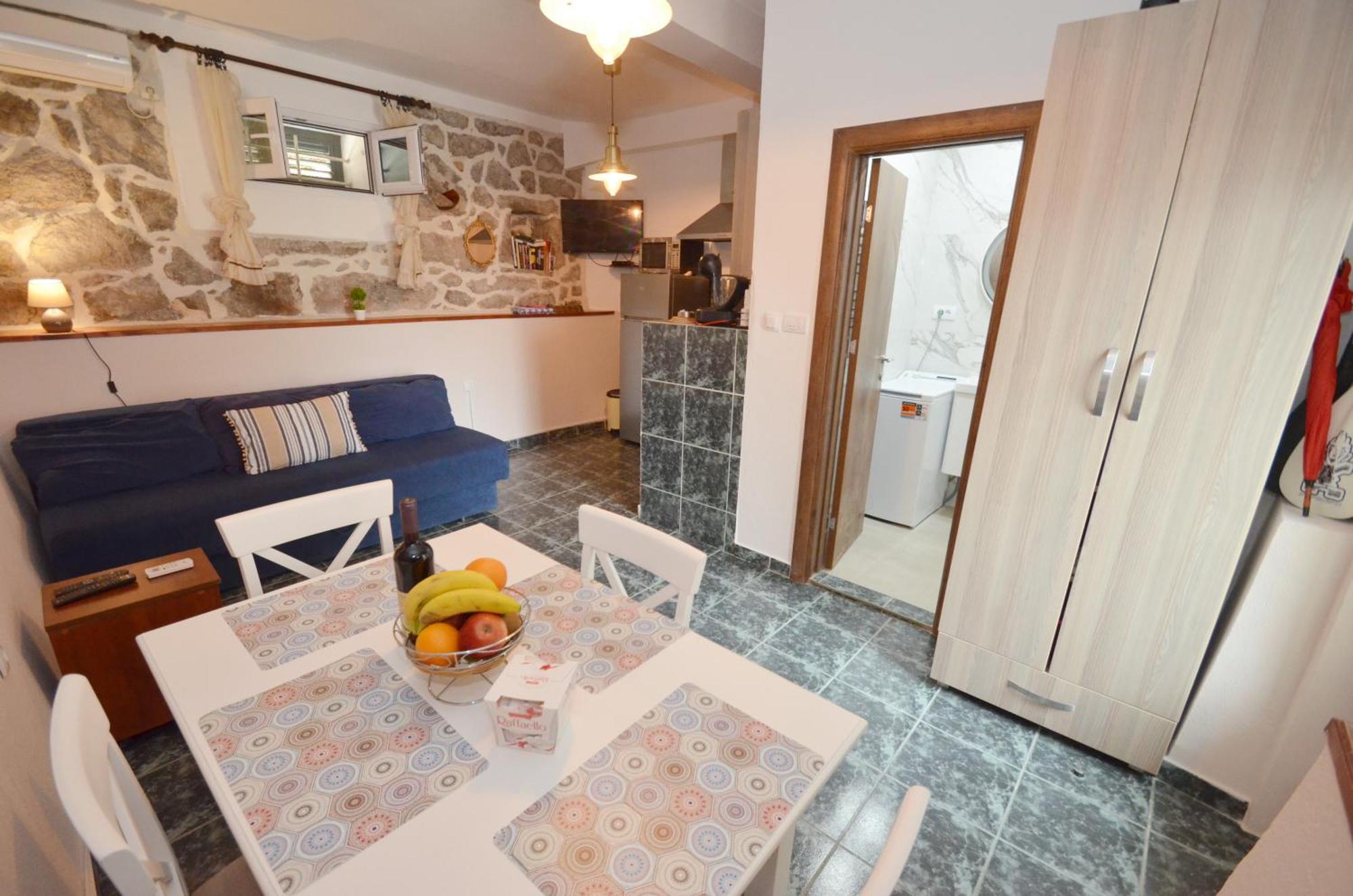 Holiday Home Brinic Tivat Zewnętrze zdjęcie