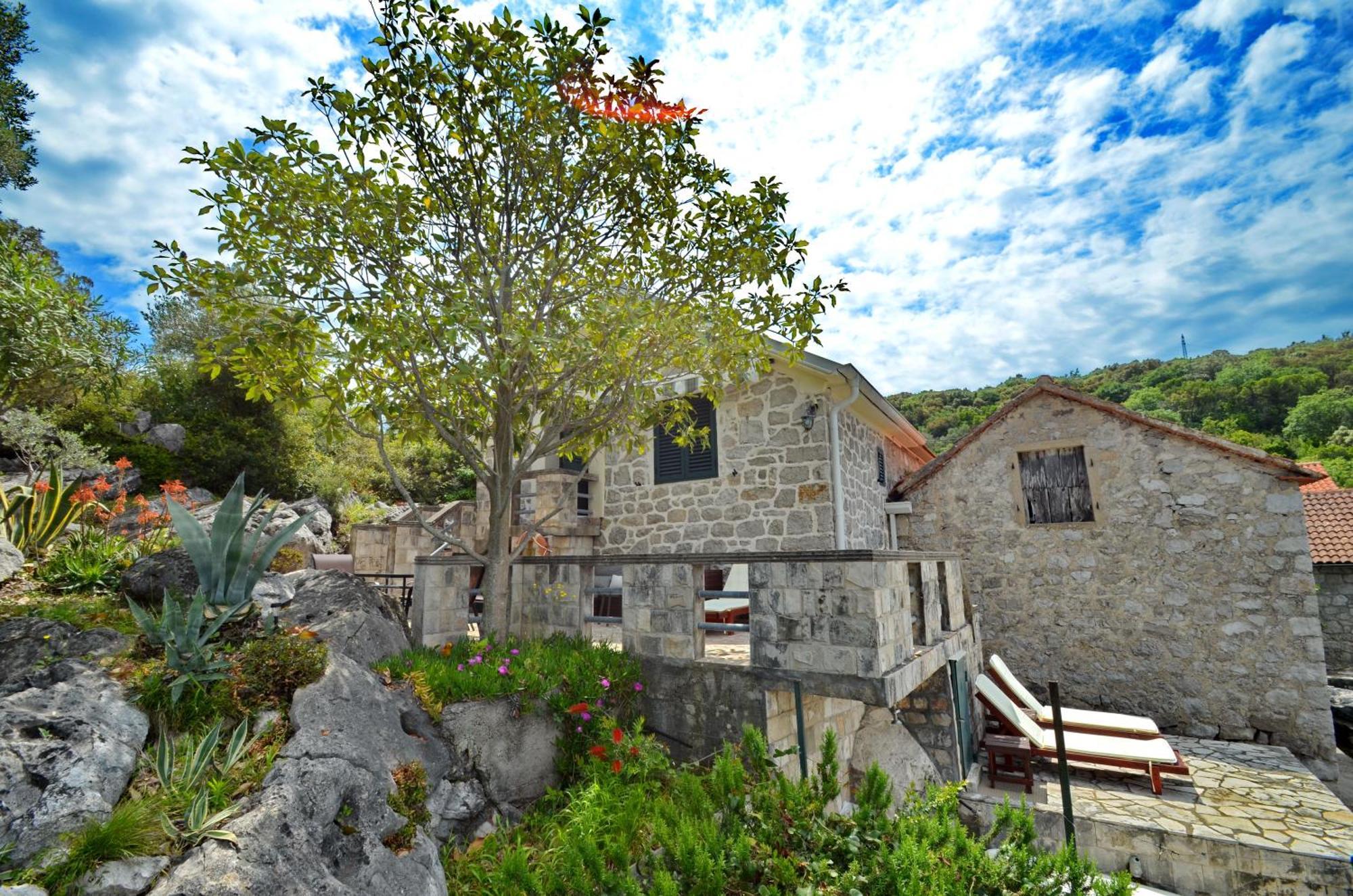 Holiday Home Brinic Tivat Zewnętrze zdjęcie